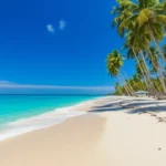 Vista paradisíaca da praia de West Bay em Roatán, Honduras.